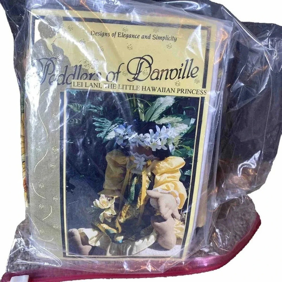 VTG Y2K Art Craft Fabric & Menu Making Hawaiian Princess Doll - Picture 1 of 6